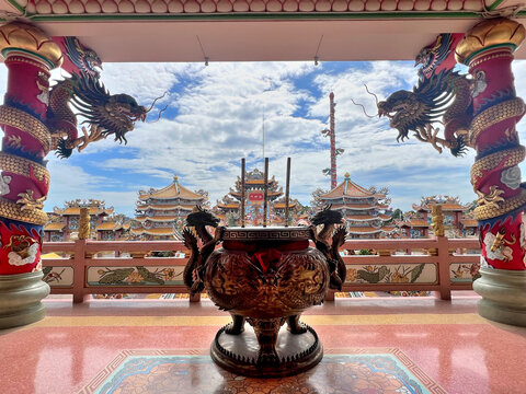 Wihan Thep Sathit Phra Kitti Chaloem or Nacha Sa Thai Chue Shrine is the most famous landmark in Chonburi, Thailand

