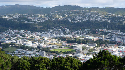 Obraz premium Scenic panoramic landscape view of Wellington from the summit of popular tourism attraction of Mt Vic in capital city of NZ Aotearoa 