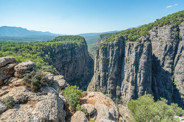 The scenic views of Tazı Canyon, impressive natural wonders, offering a peaceful and enchanting environment for visitors, an ideal destination for nature lovers, adventure seekers, and photographers.