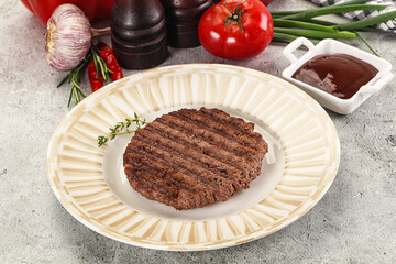 Grilled minced beef burger cutlet