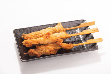 鶏皮包み揚げ串（鶏肉の鶏皮包み揚げ）