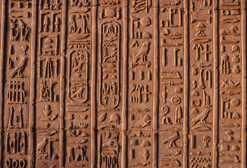 ancient egyptian hieroglyphs
