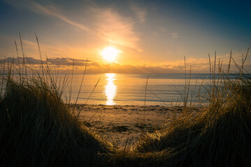 Sonnenuntergang in Island am Strand