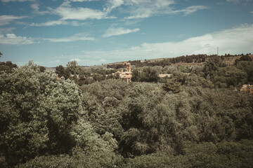 monasterio de piedra vistas desde el parque