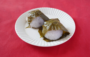 Delicious Sakura Mochi – Traditional Japanese Sweet（美味しそうな和風スイーツのさくら餅）