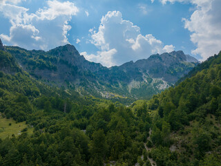 Obraz premium Albania Tropojë. Valbona valley springs Accursed Mountains.