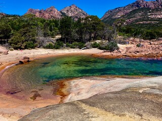 Honeymoon bay, Freycinet national park, Tasmania, Australia 