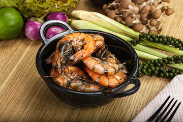 Boiled big tiger fresh shrimp