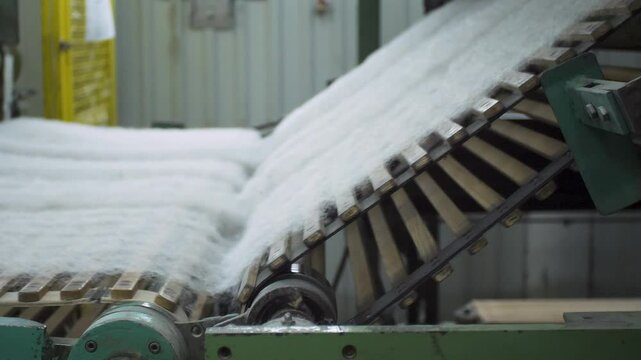 Machine Making Blanket Filler In Textile Factory