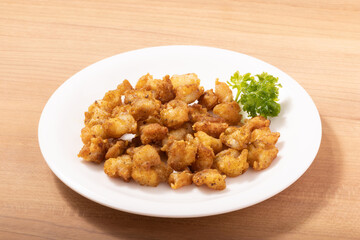 鶏なんこつ揚げ（カレー味）