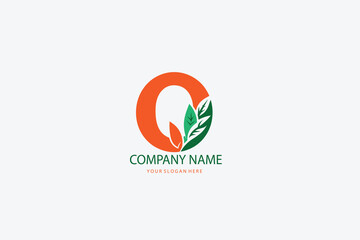 Obraz premium vector logo letter o with leaves 