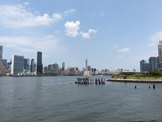 Obraz premium Manhattan from Long Island City - July 2024