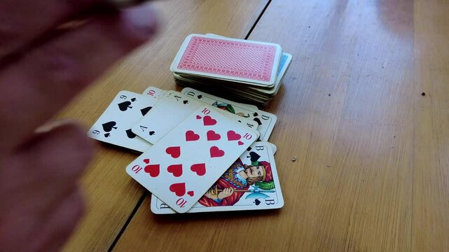 Karten spielen als Freizeitbesch&auml;ftigung 