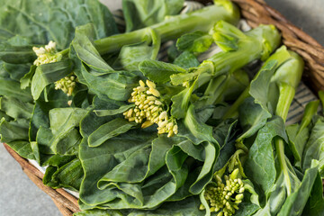 Obraz premium Raw Green Organic Asian Chinese Broccoli