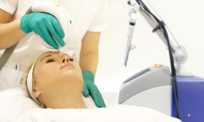 Photorejuvenation,Cosmetic Laser Dermatology ,dermatologist offices,laser technology	