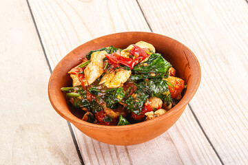 Chicken with tomato and spinach