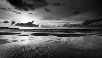 photo of black and white sea, bnw beach, monochrome photo of ocean