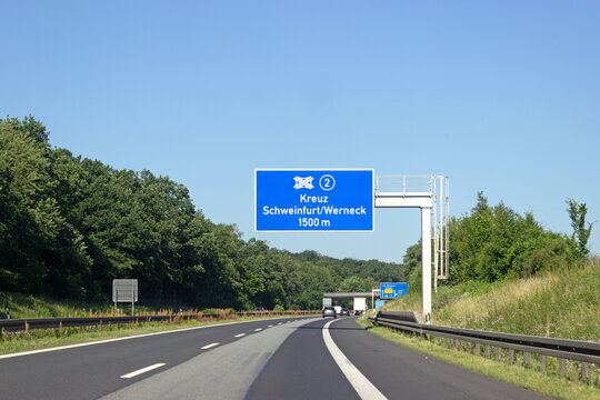 Autobahnkreuz Schweinfurt/Werneck,auf Autobahn A7 in Richtung W&uuml;rzburg