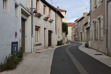 Rue typique, ville de Toul, département de Meurthe et Moselle, France