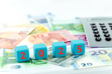 2025, Geld, Taschenrechner, "rote Zahlen"