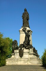 Fototapeta premium Statue Of Queen Victoria, Parliament Hill, Ottawa, Canada