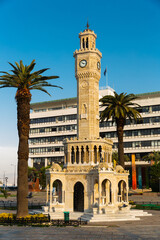 Obraz premium Ataturk (Konak) Meydani Central Square in Izmir, Turkey.