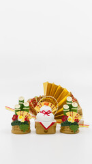 日本のお正月　鏡餅と門松　白背景　年賀素材