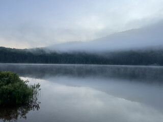 Fototapeta premium Morning water fog