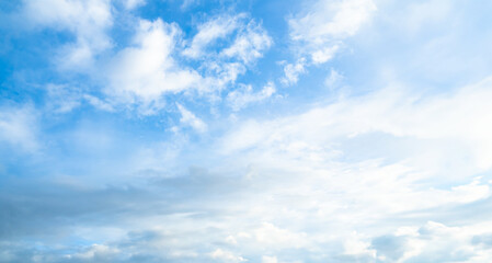 Fototapeta premium Background nature sky cloud blue paronama web cloudy summer winter season day, light beauty horizon spring brigth gradient calm abstract backdrop air nature view wallpaper landscape environment