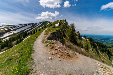 Mountain tour over the Brunnenauscharte to the Hochgrat on the Nagelfluhkette