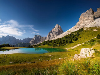 Obraz premium sunrise in the mountains