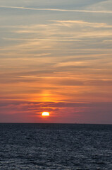 romantscher Sonnenuntergang am Atlantik in Fecamp - romantic sunset on the Atlantic in Fecamp