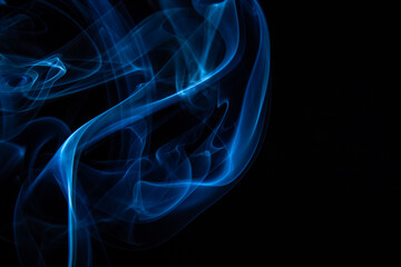 The artwork created from smoke is beautiful and gentle. Taken with a camera that has a high magnification rate.