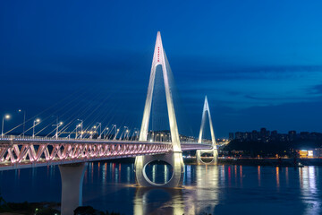 Obraz premium Night view of Baiju Temple Yangtze River Bridge, Chongqing, China.Chinese translation: Baiju Temple Yangtze River Bridge