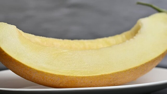 slices of ripe yellow melon