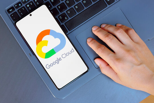 July 23, 2024, Paraguay. In this photo illustration, the Google Cloud Platform logo is displayed on a smartphone screen.