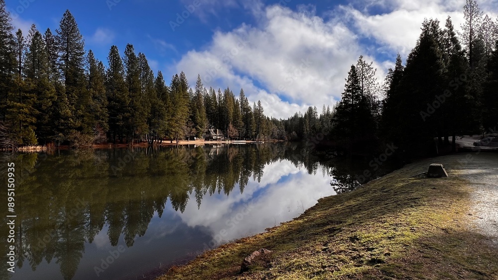 Wall mural mountain lake