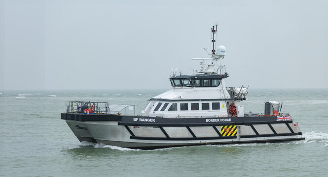  Folkestone, Kent ,uk August 1,  2023 UK Border Force coastal patrol boat, Alert returning to Folkestone Harbour