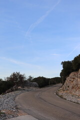 road to the mountains