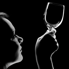 Model with wine glass rim lighting