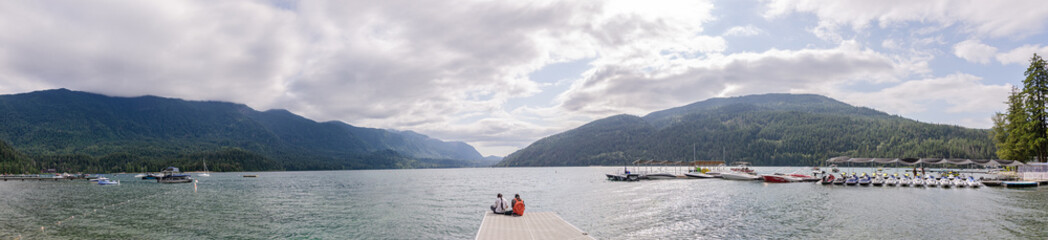 Fototapeta premium Natural beauty of the Cultus Lake in Chilliwack, Fraser Valley, BC, Canada on a cloudy day