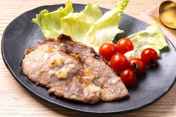 豚ロースの塩こうじ焼き