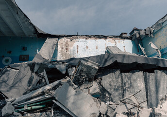 destroyed school in a city lost in the war in Ukraine
