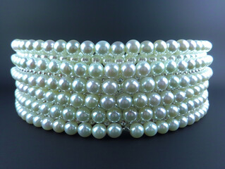 Luxurious White Pearl Sash: A Creation of Elegance