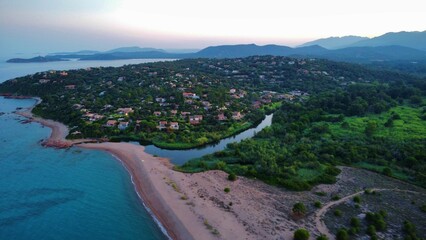 Jonctions rivi&egrave;res et mers 