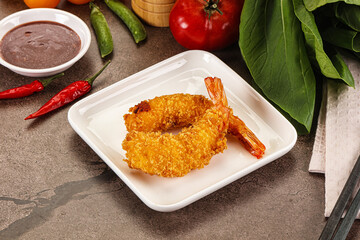 Crispy breaded golden fried prawns