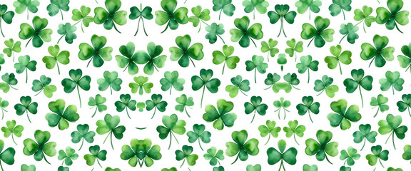 St. Patrick's Day background seamless pattern isolated on transparent background, shamrock leaf, clover leaves, watercolor style