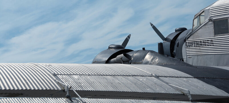 Junkers Ju 52 in Nahaufnahme im Panoramaformat