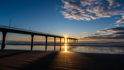 Obraz premium sunrise on the pier