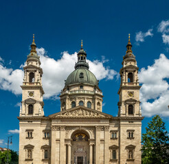 Fototapeta premium St. Stephen’ Basilica (Szent Istvan) facade, Budapest, Hungary.